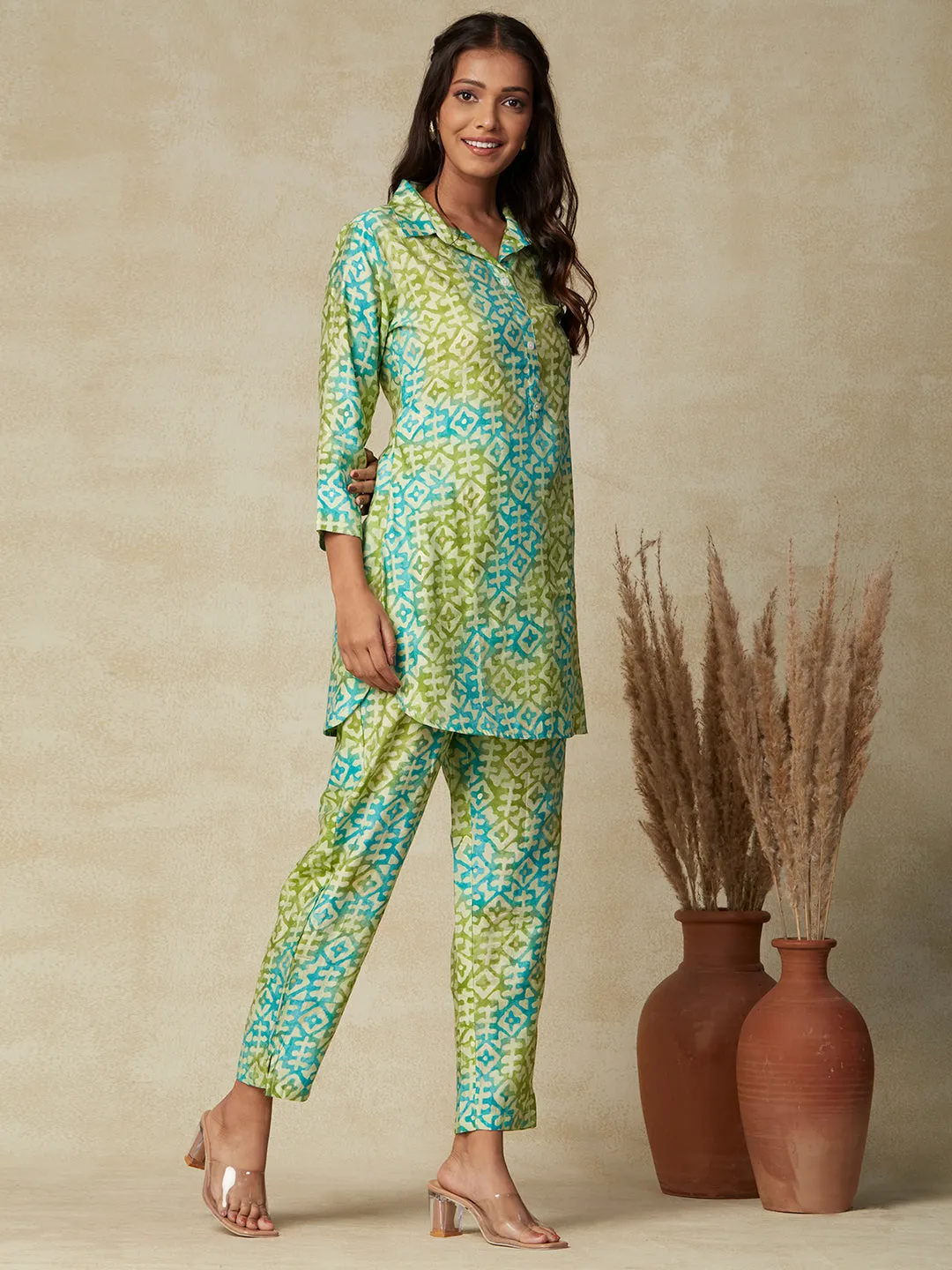 Abstract Foil Printed Mother-of-Pearl Buttoned Kurta with Pants co-ord Set - Lime Green