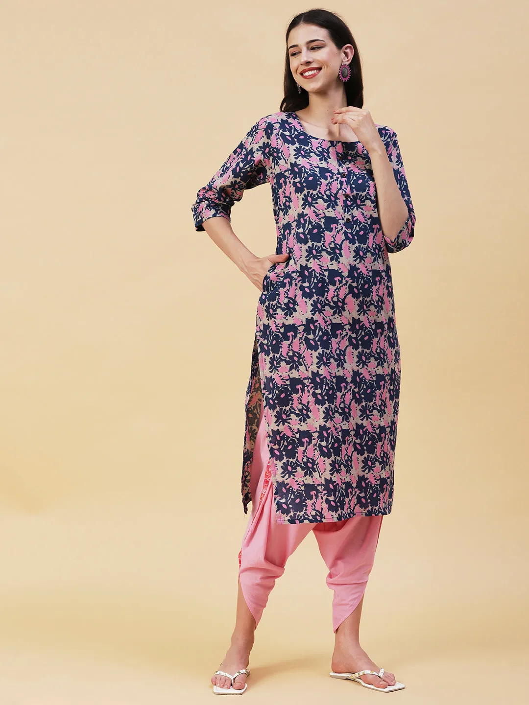 Abstract Printed Buttoned Kurta - Blue