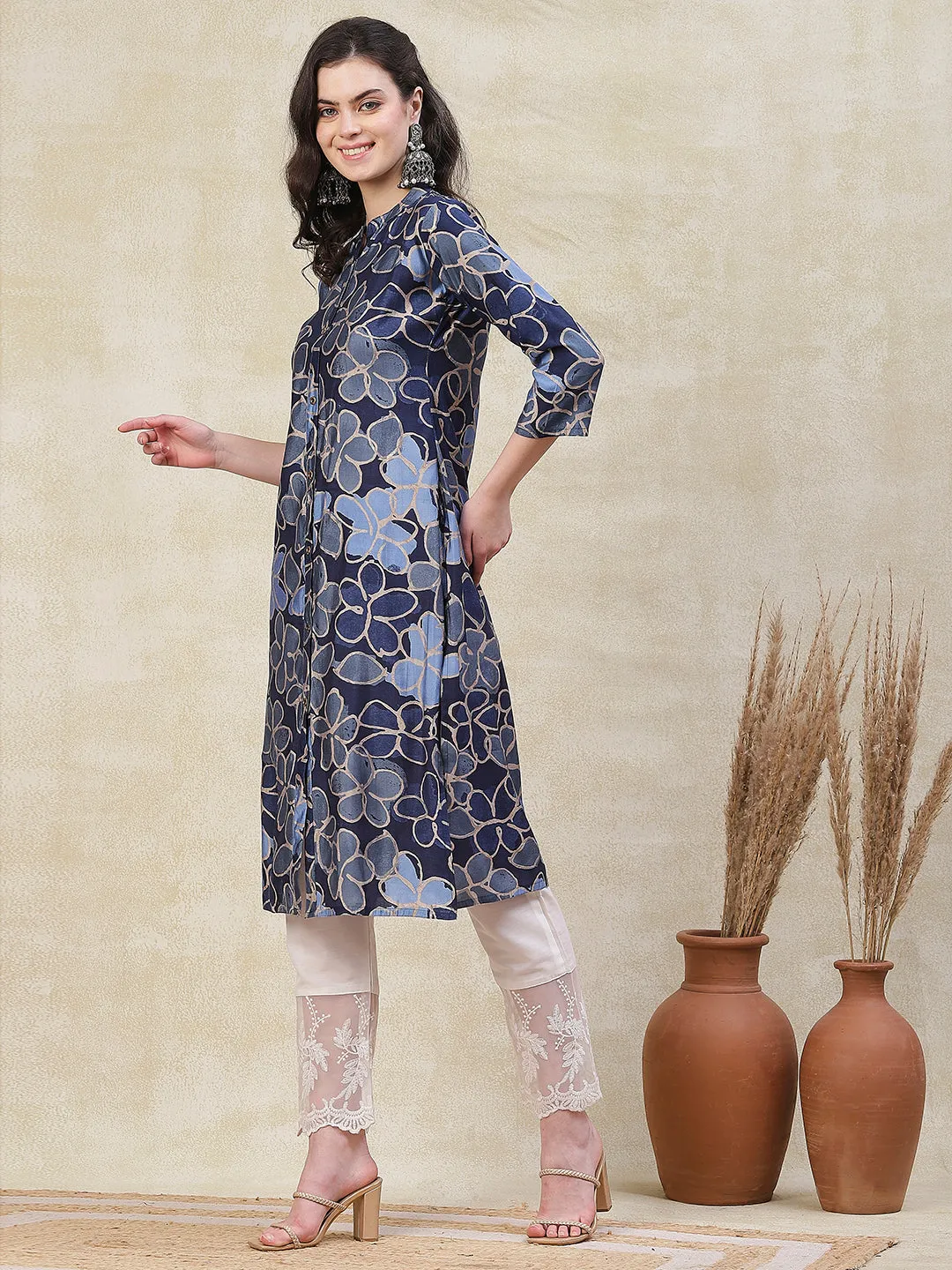 Abstract Printed Metal Buttoned Kurta - Blue