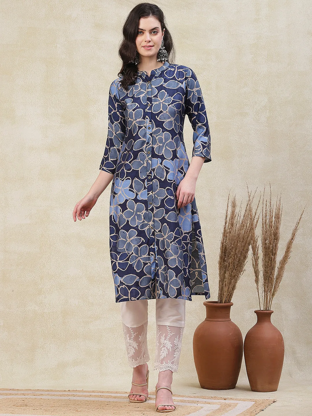 Abstract Printed Metal Buttoned Kurta - Blue