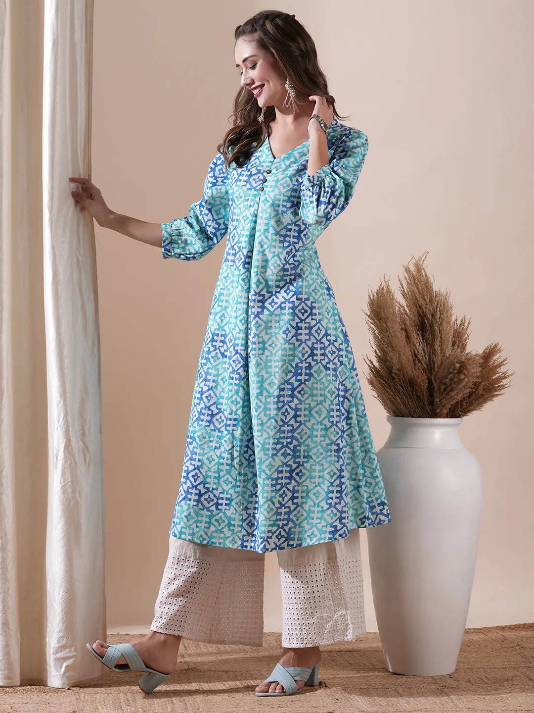 Abstract Printed Wooden Buttoned Pleated Front Kurta - Blue