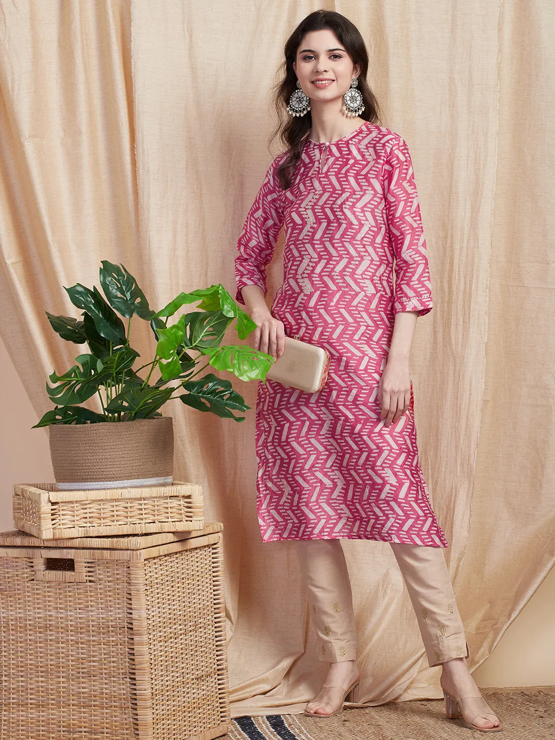 Abstract Printed Zari Embroidered Kurta - Pink