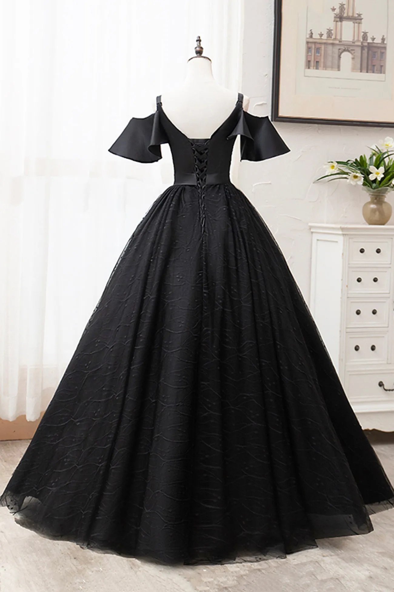 Black V-Neck Tulle Long Prom Dresses A-Line Black Evening Dresses