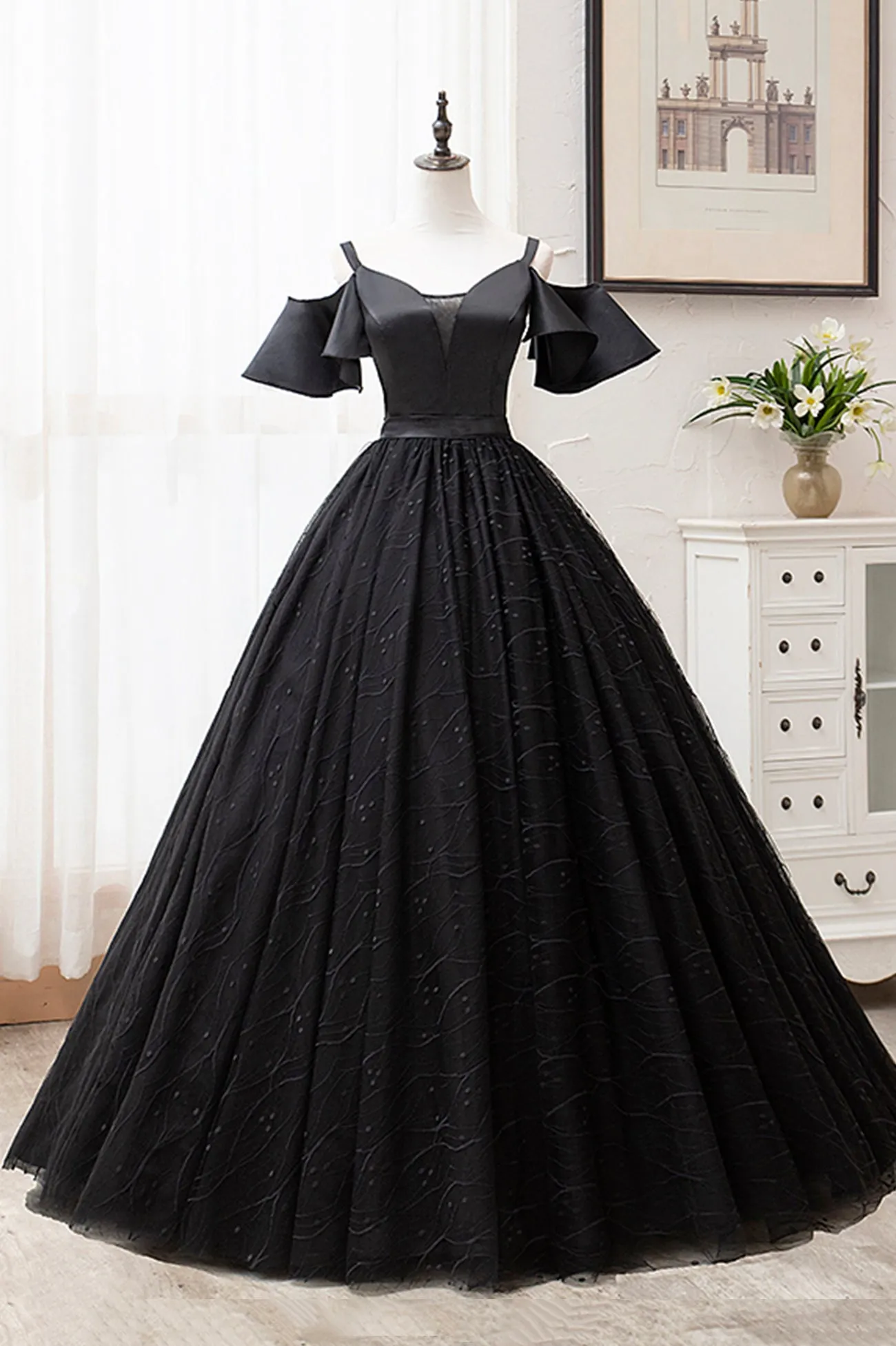 Black V-Neck Tulle Long Prom Dresses A-Line Black Evening Dresses