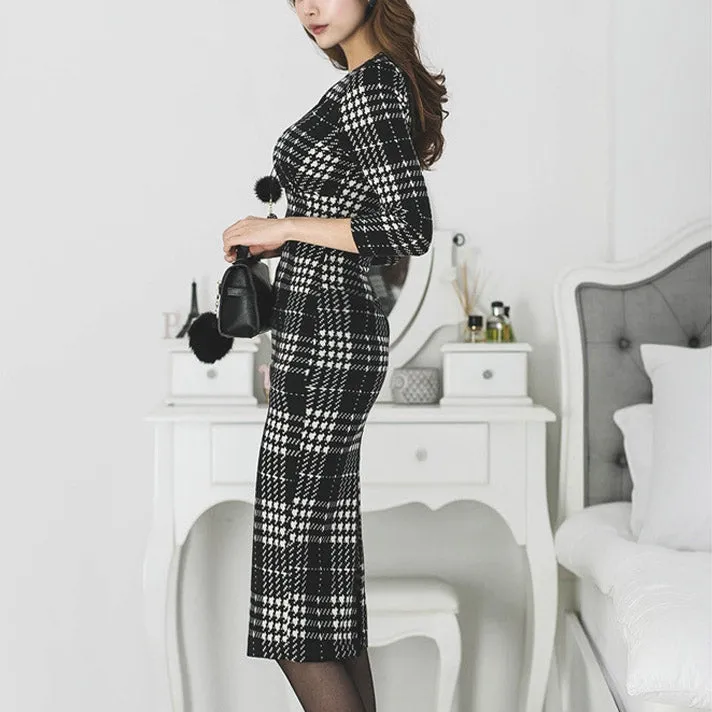 Fashionable temperament is thin bag hip v-neck plaid print long-sleeved dress